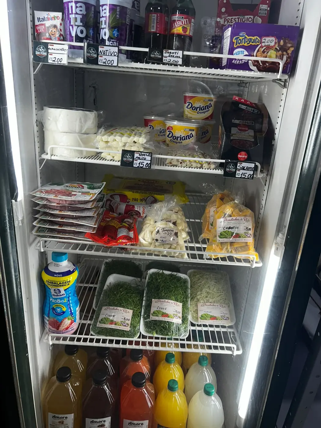 Itens de mercearia refrigerada